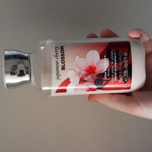Japanese Cherry Blossom Body Lotion
